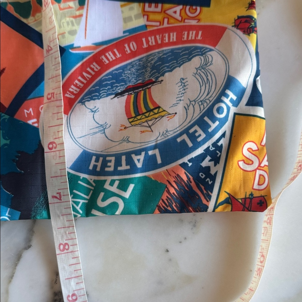 LeSportsac Multicolor Travel Print Pouch - Picture 6 of 8
